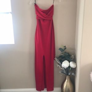 Lulu’s red strapless maxi dress
